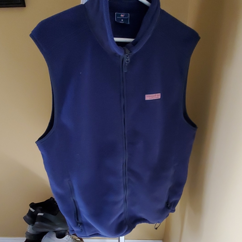 Mens Vineyard vine vest